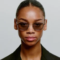 A. Kjærbede solbriller - Hello gun metal