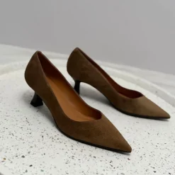 Billi Bi pump - A9450 arabica babysilk suede