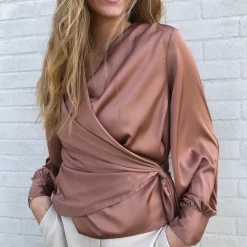 Karmamia Copenhagen bluse - Ines caramel