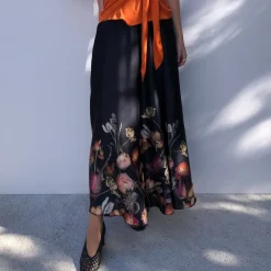 Karmamia Copenhagen nederdel - Savannah black blossom