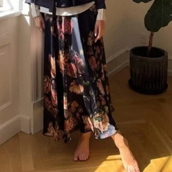 Karmamia Copenhagen nederdel - Savannah scarlett flower