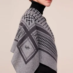 Lala Berlin tørklæde - Triangle Trinity Classic M city/middlegrey melange