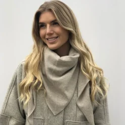 Rosas tørklæde - Triangle L-11 beige melange/1901