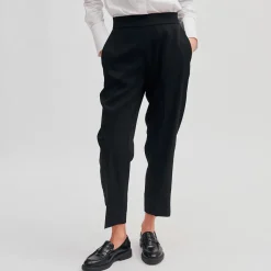 Second Female buks - Garbo black