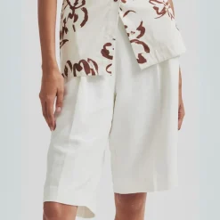 Second Female shorts - Lino white alyssum