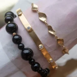 Stine A armbånd - 3217 Cherrie Bon Bon black onyx