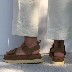 UGG sandaler - Goldenstar chestnut